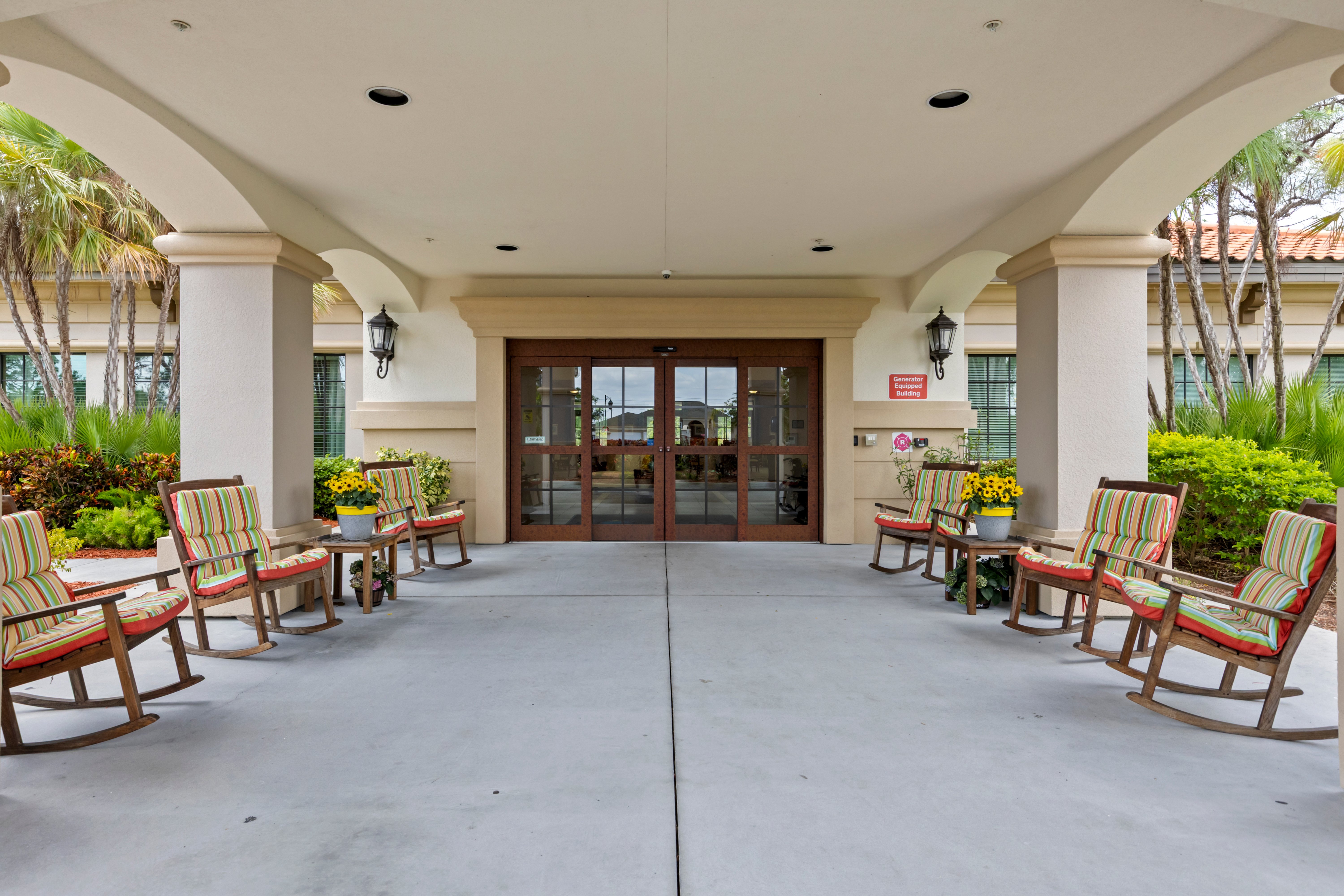 Discovery Commons South Biscayne front entrance